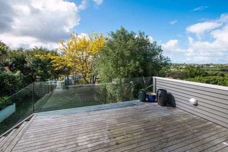 Photo of property in 6 Westmere Crescent, Westmere, Auckland, 1022