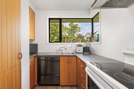 Photo of property in 2/42 Briarmont Street, Avondale, Christchurch, 8061