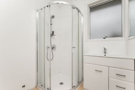 Photo of property in 32 Gambare Place, Wattle Downs, Auckland, 2103