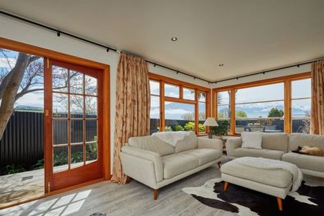 Photo of property in 56 Churchill Street, Kaikoura, 7300