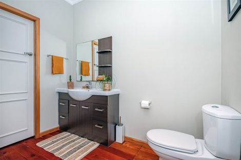 Photo of property in 3 Coronation Street, Belmont, Auckland, 0622