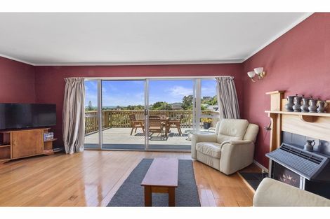 Photo of property in 12 Danbury Drive, Torbay, Auckland, 0630