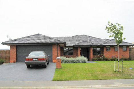 Photo of property in 16 Vasari Grange, Rolleston, 7614