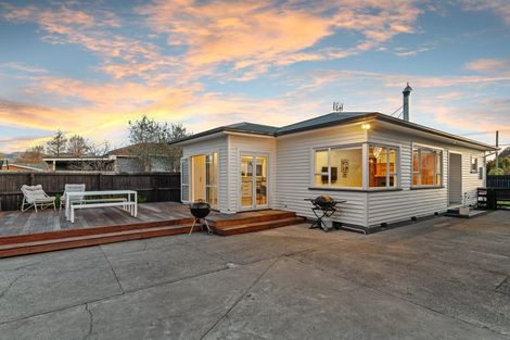 Photo of property in 8 Garnett Avenue, Spreydon, Christchurch, 8024