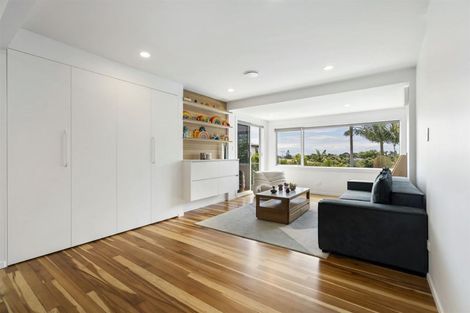 Photo of property in 8 Sandford Street, Campbells Bay, Auckland, 0630