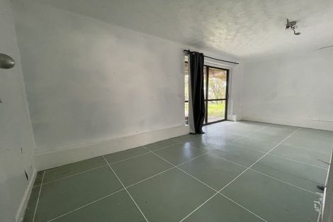 Photo of property in 741 East Coast Road, Browns Bay, Auckland, 0630