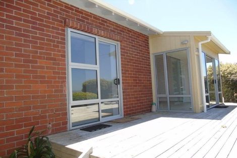 Photo of property in 77 Houghton Bay Road, Houghton Bay, Wellington, 6023