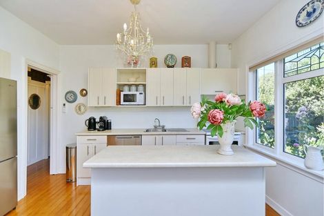 Photo of property in 1/2 Barrington Street, Somerfield, Christchurch, 8024