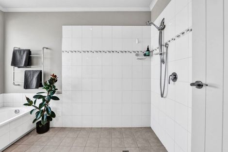 Photo of property in 3b Sunset Street, Bell Block, New Plymouth, 4312