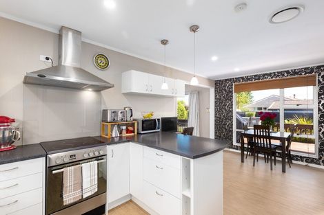 Photo of property in 2 Panckhurst Drive, Woodend, 7610