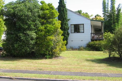 Photo of property in 6 Weetman Drive, Browns Bay, Auckland, 0630