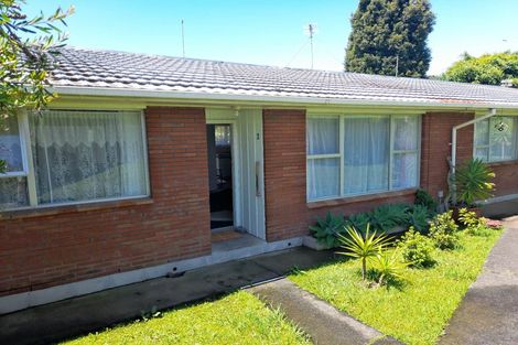 Photo of property in 8 Springfield Street, Forrest Hill, Auckland, 0620