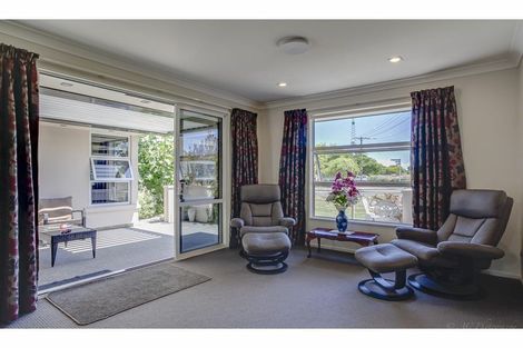 Photo of property in 100 Princes Street, Temuka, 7920