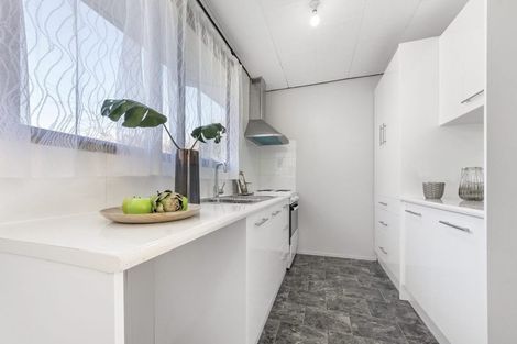 Photo of property in 510 Blockhouse Bay Road, Blockhouse Bay, Auckland, 0600