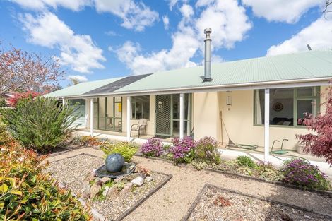 Photo of property in 154 Hoeka Road, Matangi, Hamilton, 3284