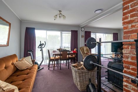 Photo of property in 19 The Avenue, Pareora, 7912