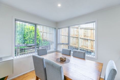 Photo of property in 42 Cyclarama Crescent, Massey, Auckland, 0614