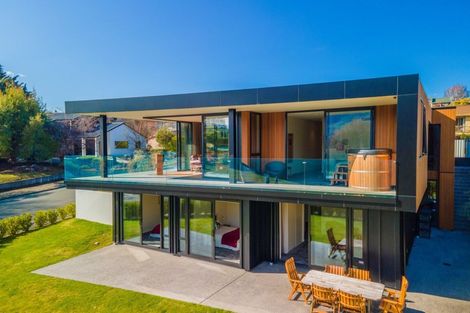 Photo of property in 221 Lakeside Road, Wanaka, 9305