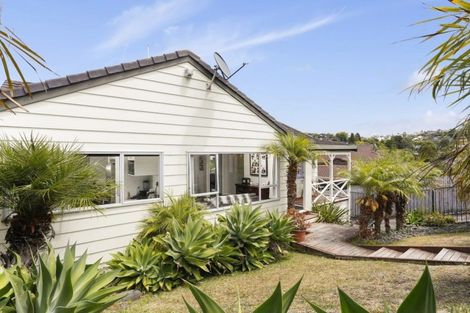 Photo of property in 9 Montclair Rise, Browns Bay, Auckland, 0630