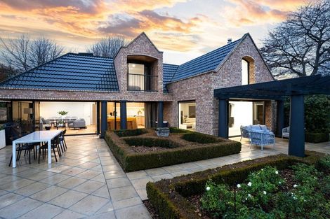 Photo of property in 60 Regent's Park Drive, Casebrook, Christchurch, 8051