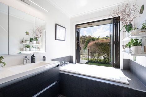 Photo of property in 17 Village Lane, Stoke, Nelson, 7011