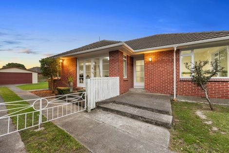 Photo of property in 22 Mappleton Avenue, Burnside, Christchurch, 8053