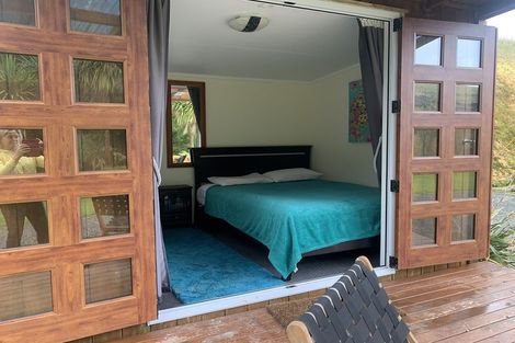 Photo of property in 1665 Matapouri Road, Matapouri, Whangarei, 0173