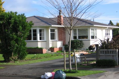 Photo of property in 11 Parata Street, Hokowhitu, Palmerston North, 4410