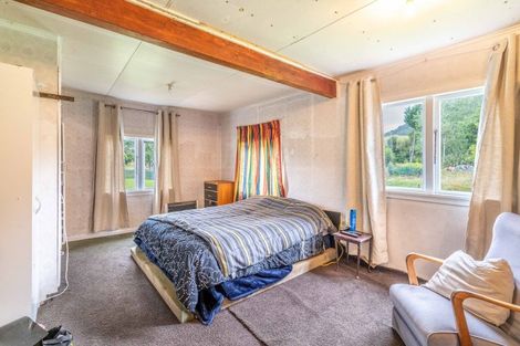 Photo of property in 882 Tahakopa Valley Road, Tahakopa, Owaka, 9586