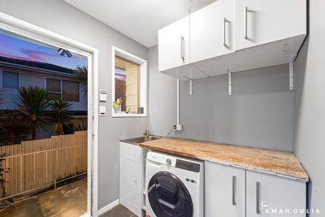 Photo of property in 18 Hydra Place, Glen Eden, Auckland, 0602