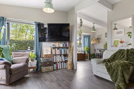 Photo of property in 6 Glengarry Place, Hilltop, Taupo, 3330