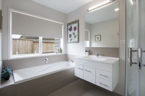 Photo of property in 12 Nolan Place, Katikati, 3129