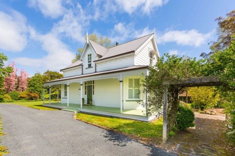 Photo of property in 157 Tikorangi Road East, Tikorangi, Waitara, 4383
