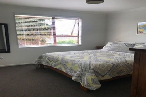 Photo of property in 22 Amberley Crescent, Bethlehem, Tauranga, 3110