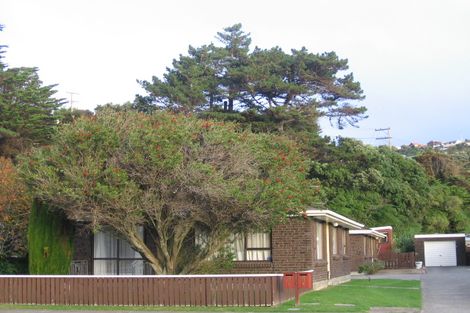 Photo of property in 2/10 James Street, Plimmerton, Porirua, 5026