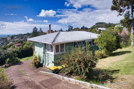 Photo of property in 545 East Coast Road, Browns Bay, Auckland, 0630