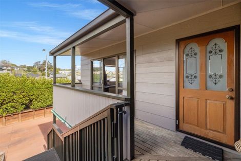 Photo of property in 395 Welcome Bay Road, Welcome Bay, Tauranga, 3112