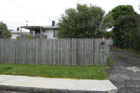Photo of property in 30 Sullivan Avenue, Mangere Bridge, Auckland, 2022