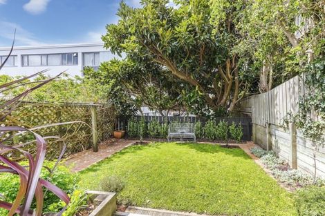 Photo of property in 69 Brougham Street, Mount Victoria, Wellington, 6011