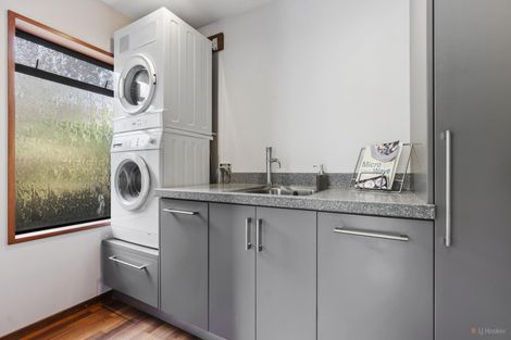 Photo of property in 16 Coulter Place, Geraldine, 7930