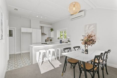 Photo of property in 10 Saint John Street, Aro Valley, Wellington, 6011