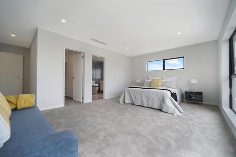 Photo of property in 16 Lumber Rise, Swanson, Auckland, 0614