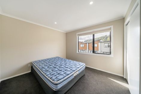 Photo of property in 11 Josland Lane, Wallaceville, Upper Hutt, 5018