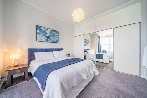 Photo of property in 25 Riddlers Crescent, Petone, Lower Hutt, 5012