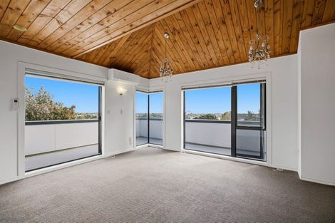 Photo of property in 91 Victory Street, Welcome Bay, Tauranga, 3112