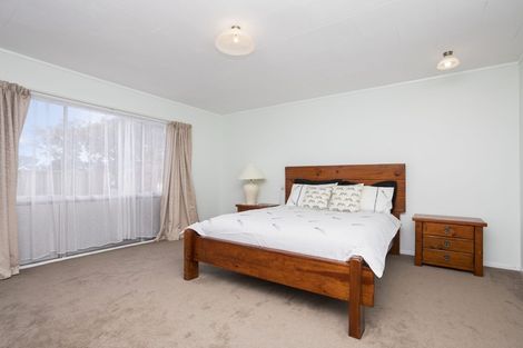 Photo of property in 14 Andes Avenue, Mangere Bridge, Auckland, 2022