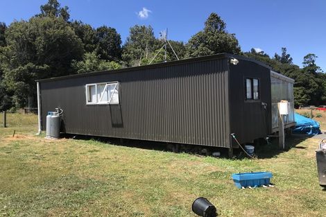 Photo of property in 20 Mile Bush Road, Pukekawa, Tuakau, 2696