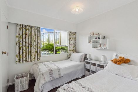 Photo of property in 131-133 Ruapehu Street, Paraparaumu, 5032