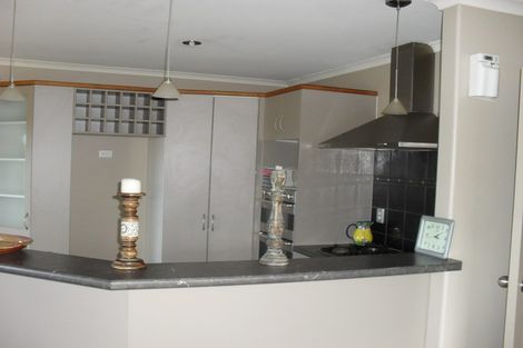 Photo of property in 18 Maggie Place, Ohauiti, Tauranga, 3112