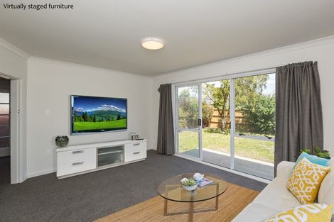 Photo of property in 140 Hills Road, Edgeware, Christchurch, 8013